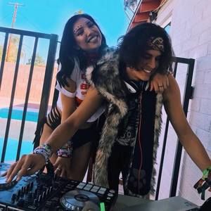 Meet your Posher, Sierra